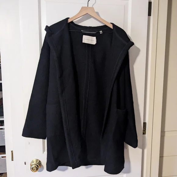 Aritzia Black Wool Jacket - Picture 2 of 5